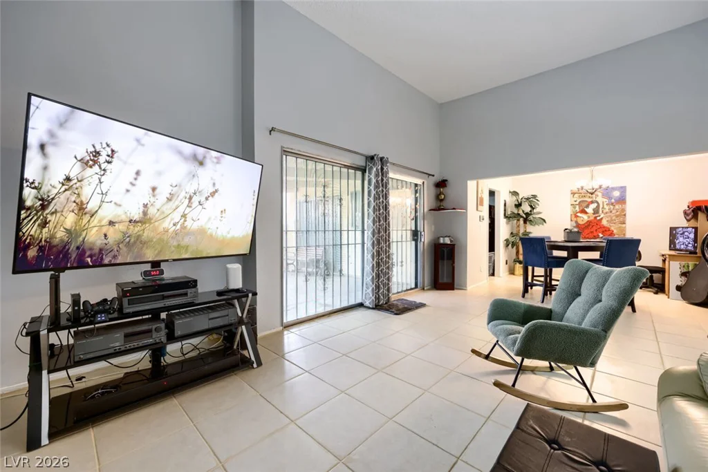 4213 Essex Green, Las Vegas, NV 89110