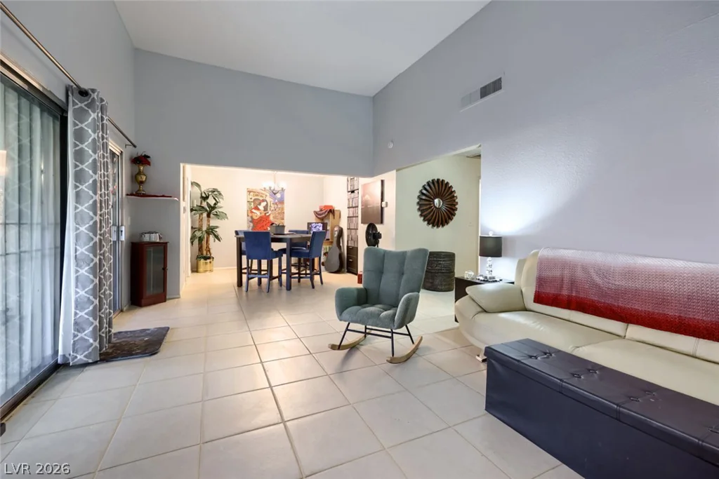 4213 Essex Green, Las Vegas, NV 89110