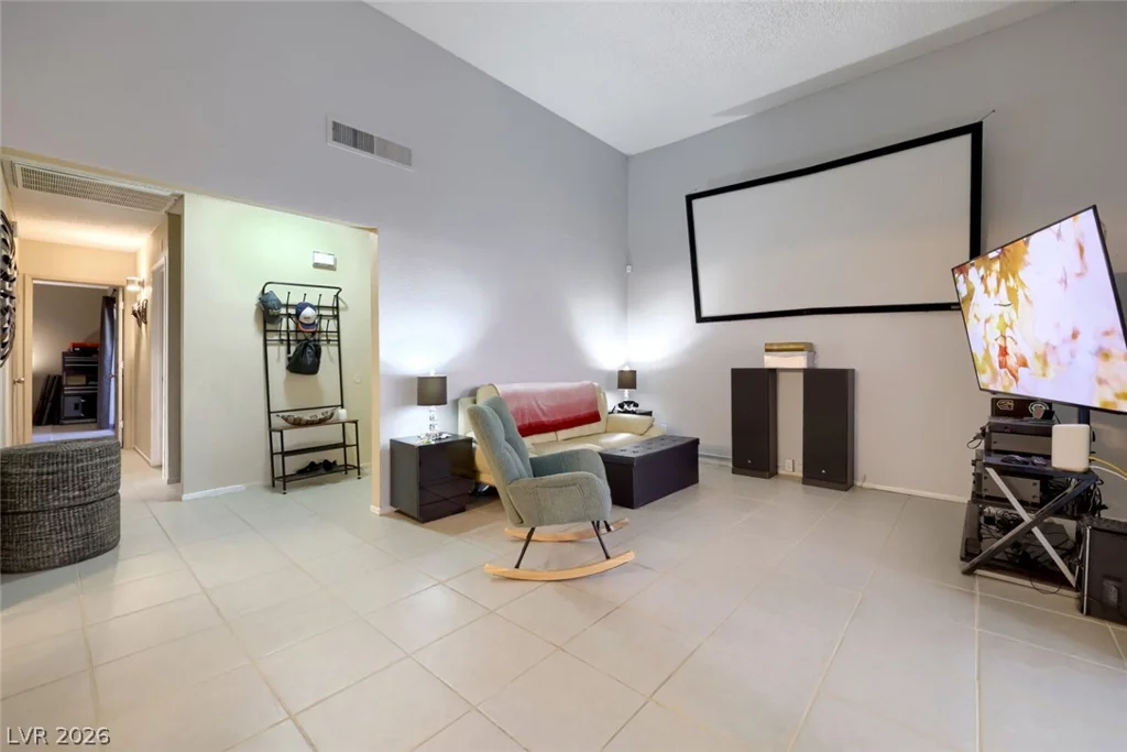 4213 Essex Green, Las Vegas, NV 89110