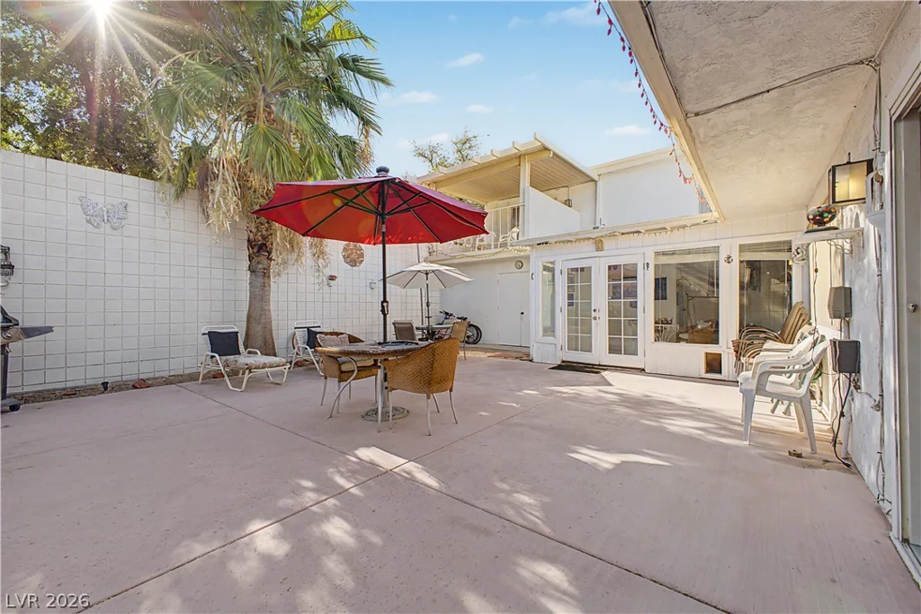 3537 Victory, Las Vegas, NV 89121