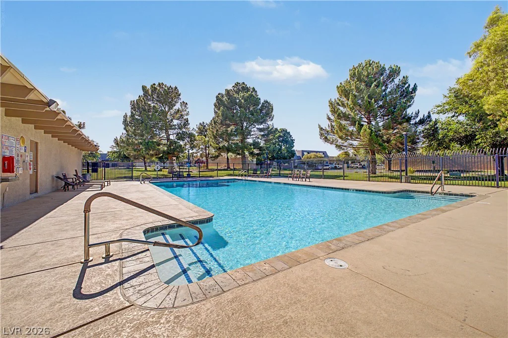 3537 Victory, Las Vegas, NV 89121