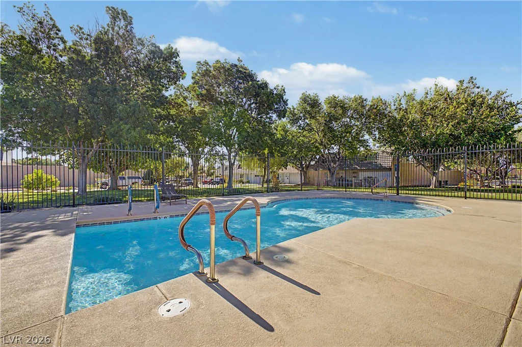 3537 Victory, Las Vegas, NV 89121