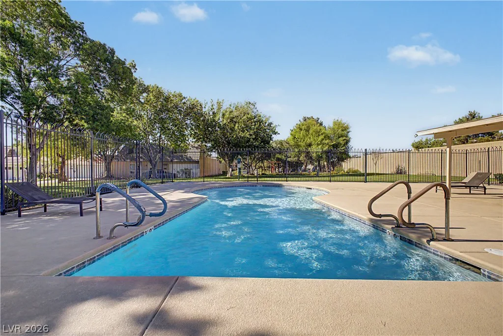 3537 Victory, Las Vegas, NV 89121