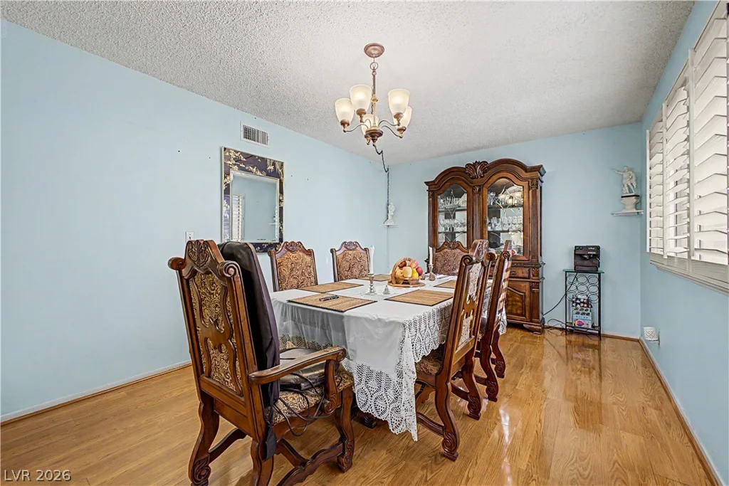 3537 Victory, Las Vegas, NV 89121