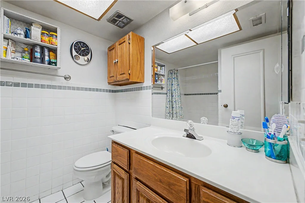 3537 Victory, Las Vegas, NV 89121