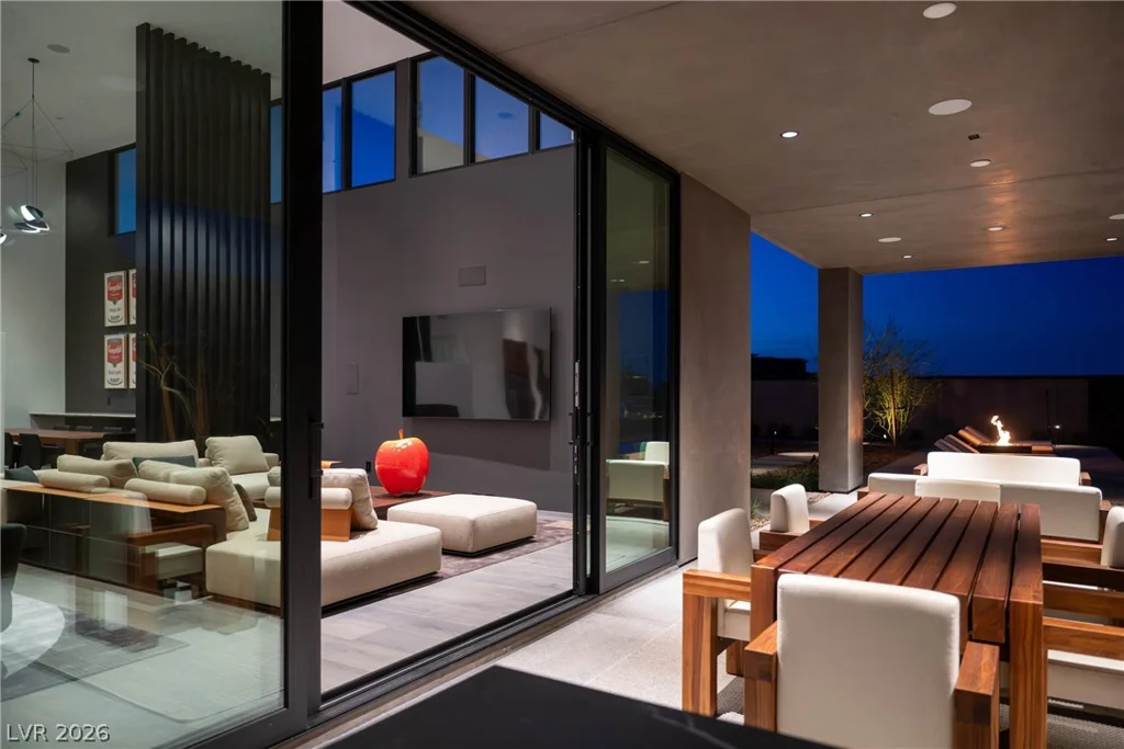 10 Sanctuary Peak, Henderson, NV 89012