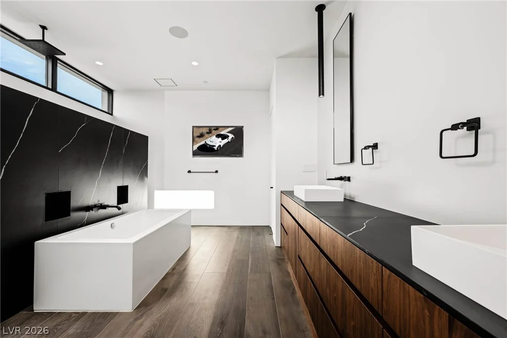 10 Sanctuary Peak, Henderson, NV 89012