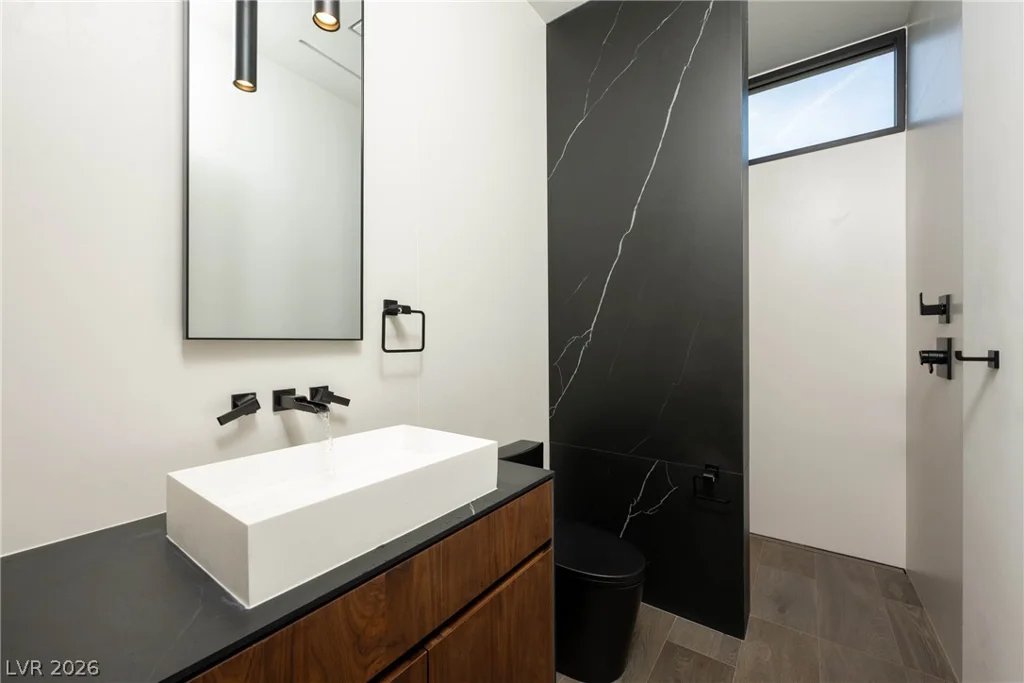 10 Sanctuary Peak, Henderson, NV 89012