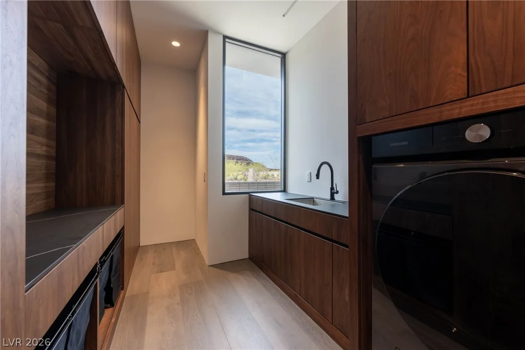 10 Sanctuary Peak, Henderson, NV 89012