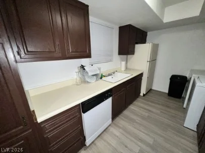 4650 Koval 14, Las Vegas, NV 89109