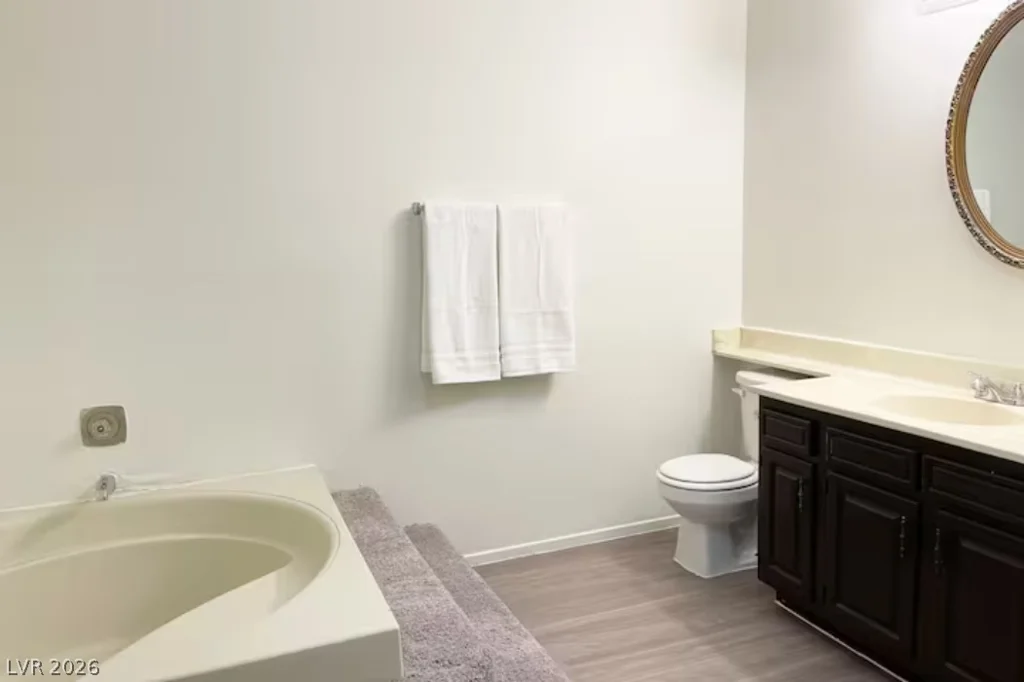 4650 Koval 14, Las Vegas, NV 89109