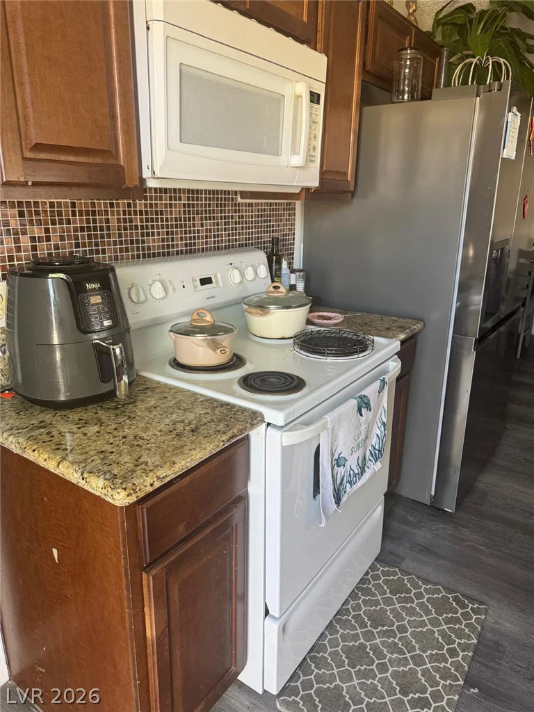 5290 Camden, Las Vegas, NV 89122