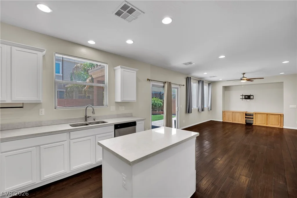 6648 Autumn Breeze, Las Vegas, NV 89148