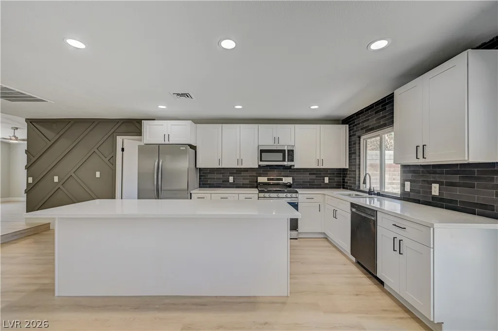 6784 Mataro, Las Vegas, NV 89103