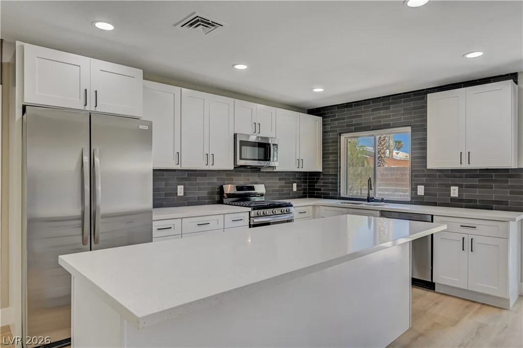 6784 Mataro, Las Vegas, NV 89103