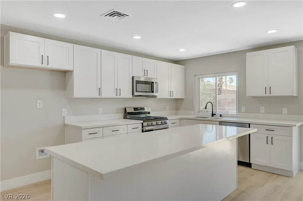 6784 Mataro, Las Vegas, NV 89103