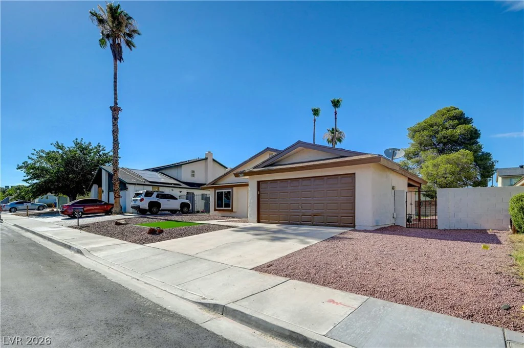 6784 Mataro, Las Vegas, NV 89103
