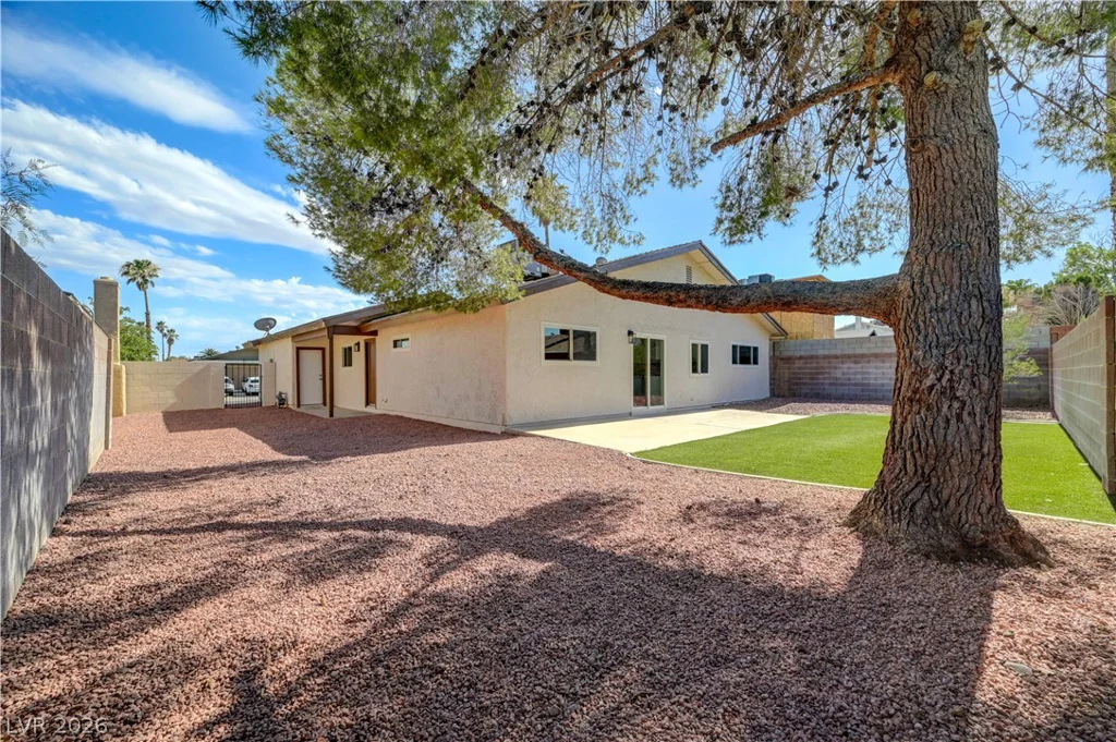 6784 Mataro, Las Vegas, NV 89103