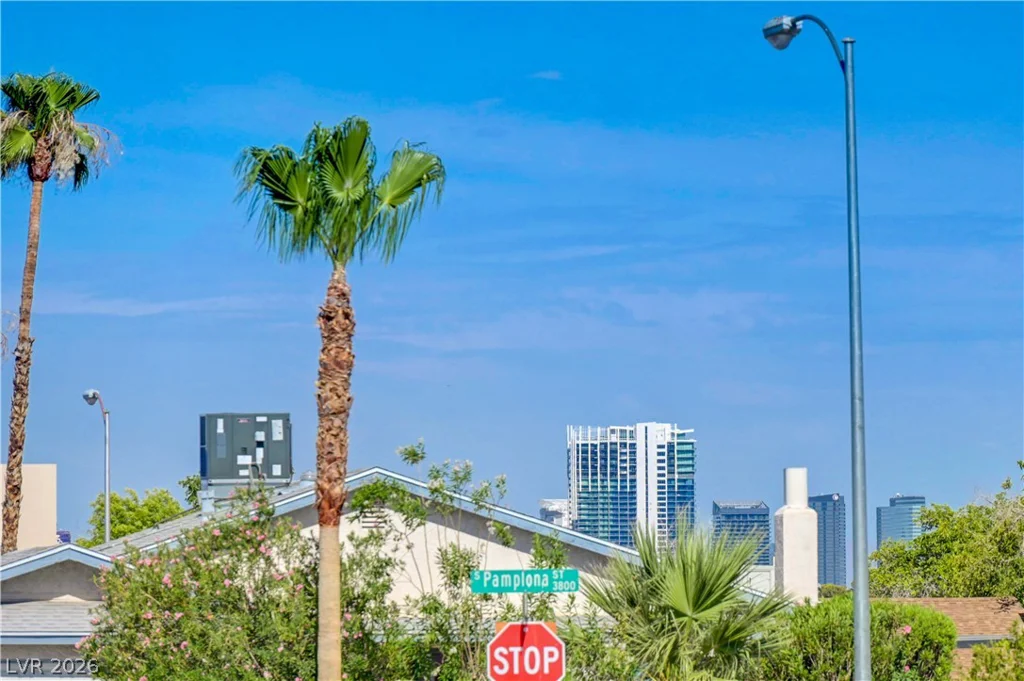 6784 Mataro, Las Vegas, NV 89103