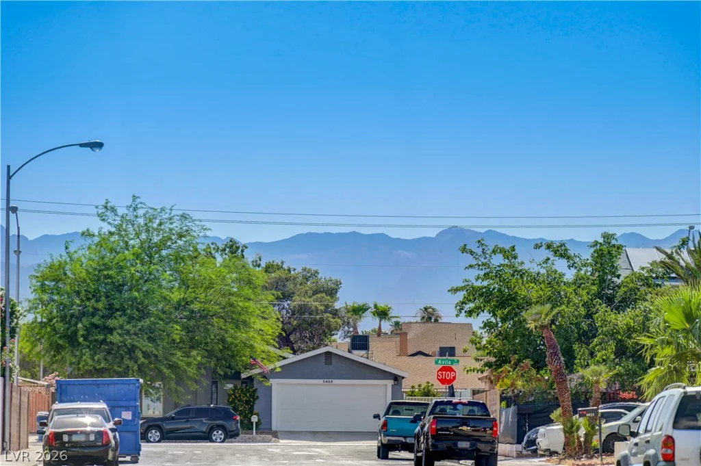 6784 Mataro, Las Vegas, NV 89103