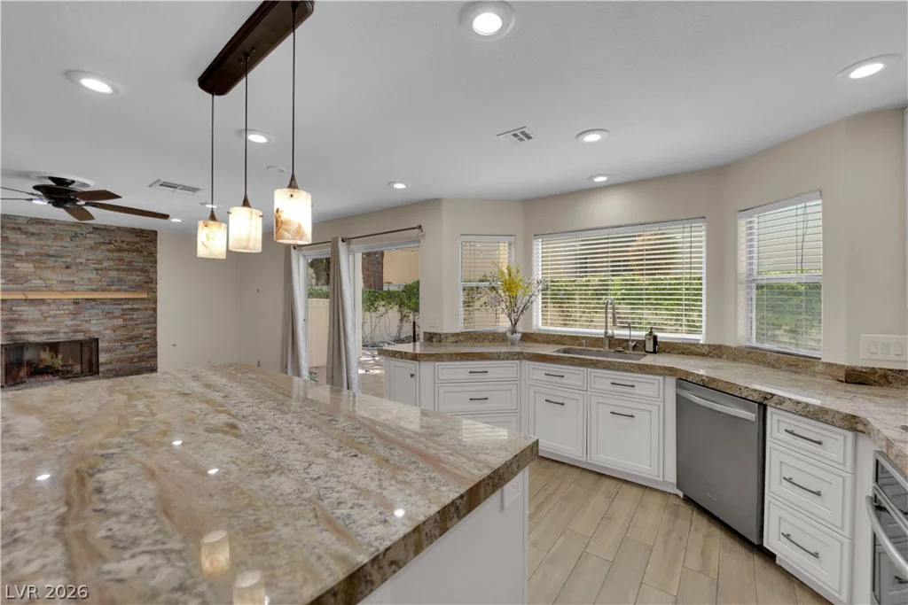 5205 Coral Glow, Las Vegas, NV 89149