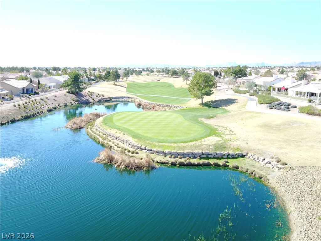 10133 Cresent Creek, Las Vegas, NV 89134