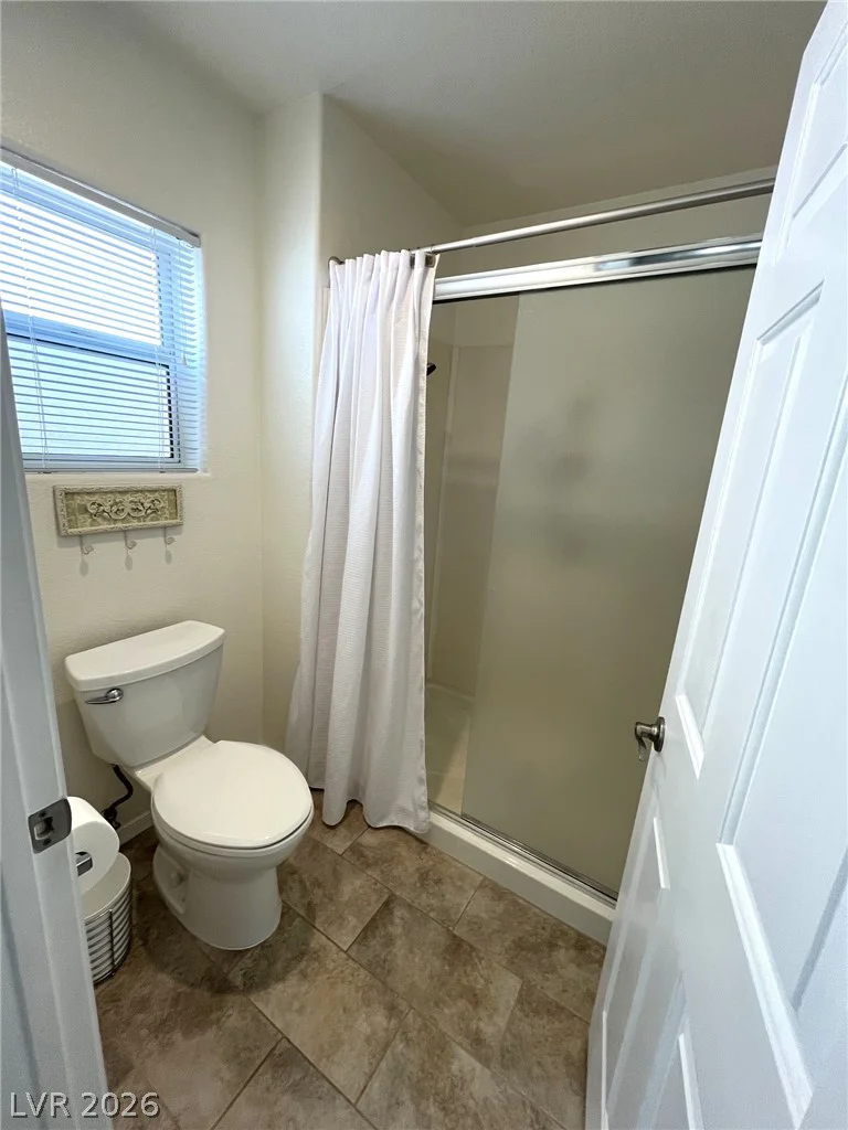 10133 Cresent Creek, Las Vegas, NV 89134