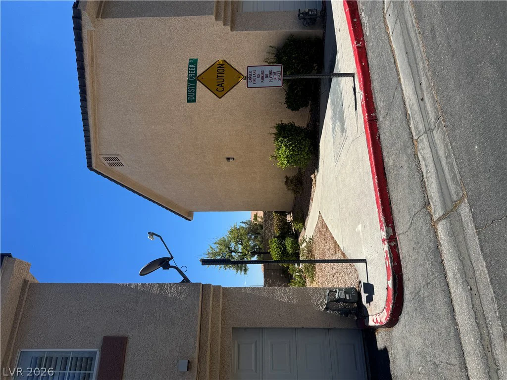 1104 Dusty Creek, Las Vegas, NV 89128