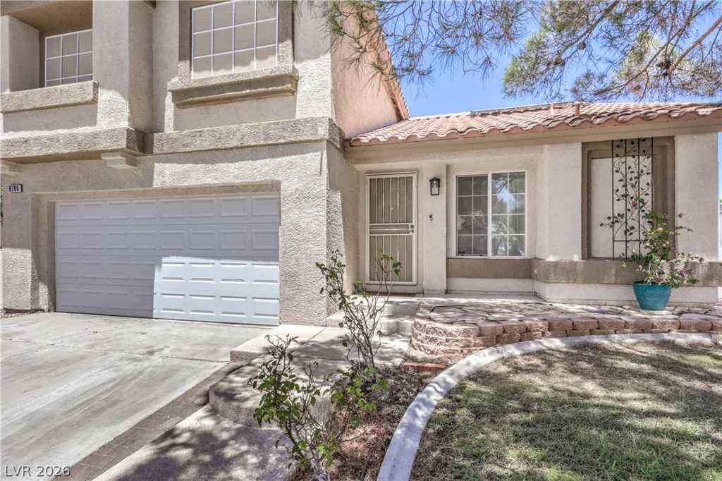 8700 Autumn Valley, Las Vegas, NV 89129