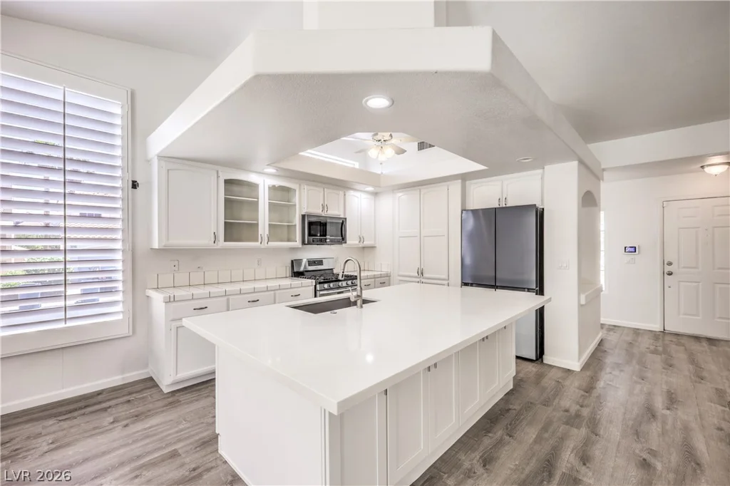 8700 Autumn Valley, Las Vegas, NV 89129