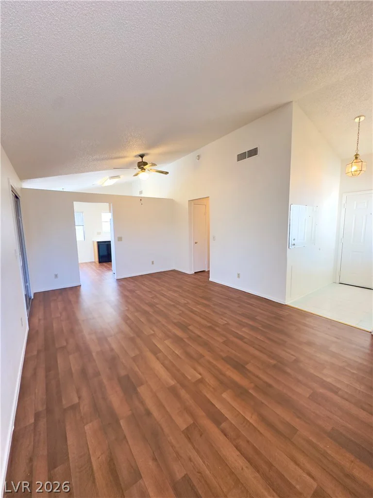 2104 Havelina, Las Vegas, NV 89108