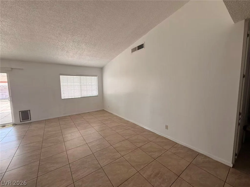6357 Sparrow, Las Vegas, NV 89103