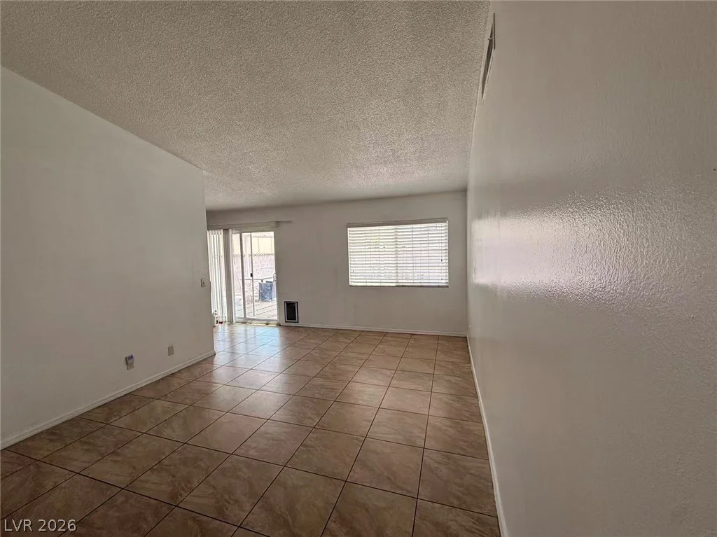 6357 Sparrow, Las Vegas, NV 89103