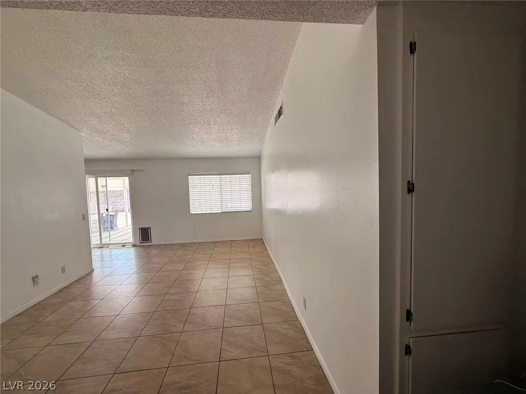 6357 Sparrow, Las Vegas, NV 89103