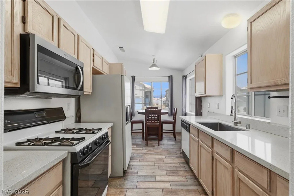 9309 Dancing Daffodil, Las Vegas, NV 89129
