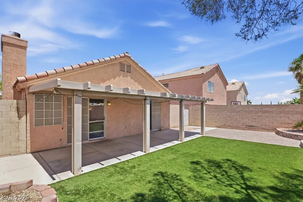 9309 Dancing Daffodil, Las Vegas, NV 89129