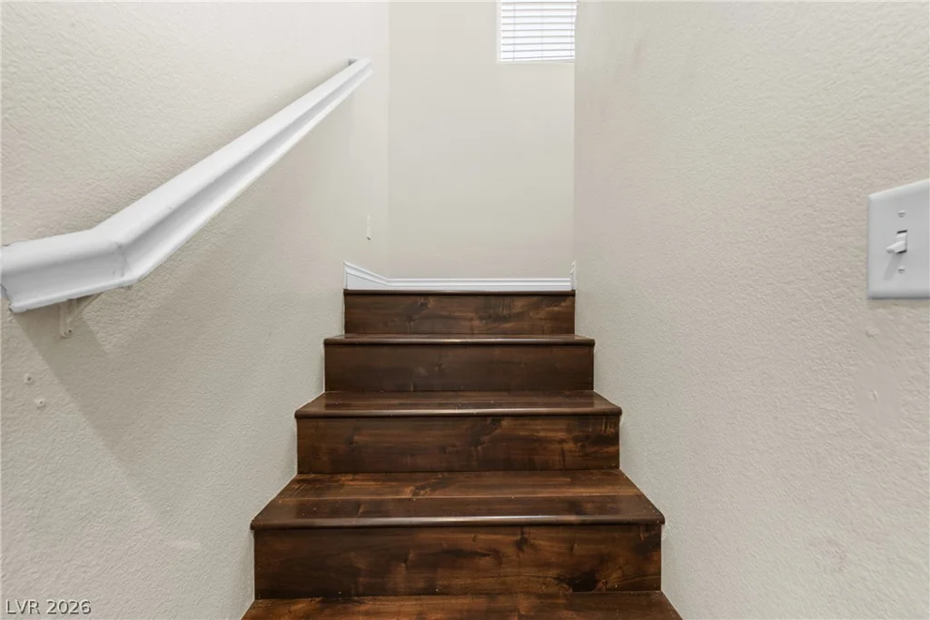10553 Pueblo Springs, Las Vegas, NV 89183