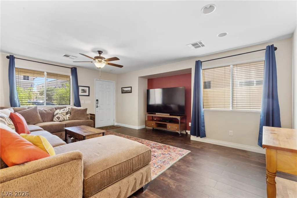 10553 Pueblo Springs, Las Vegas, NV 89183