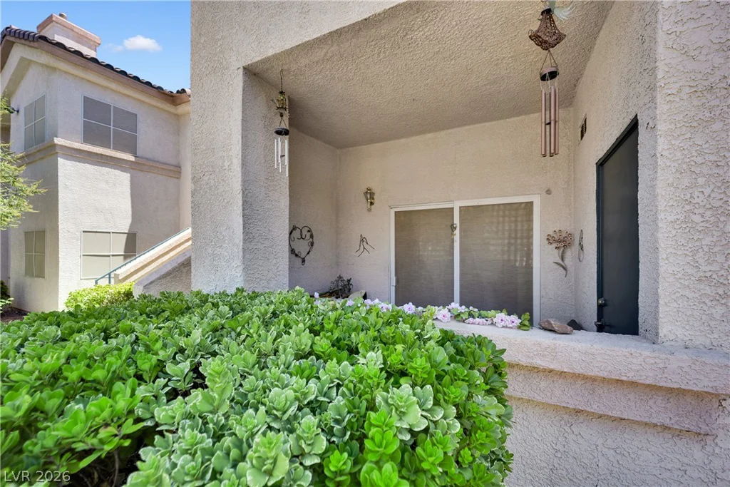 2121 Echo Bay, Las Vegas, NV 89128