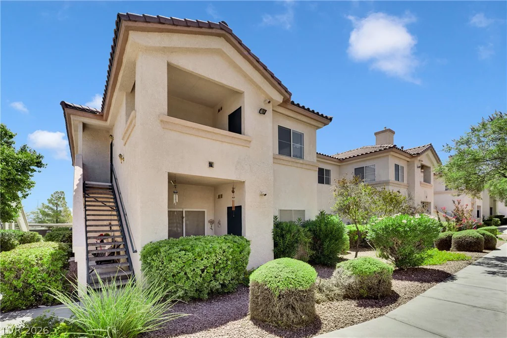 2121 Echo Bay, Las Vegas, NV 89128