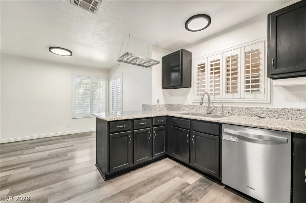 2200 Fort Apache, Las Vegas, NV 89117