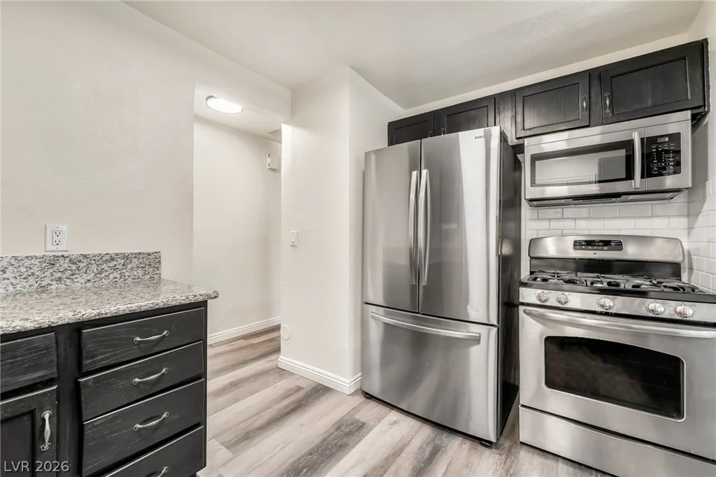 2200 Fort Apache, Las Vegas, NV 89117