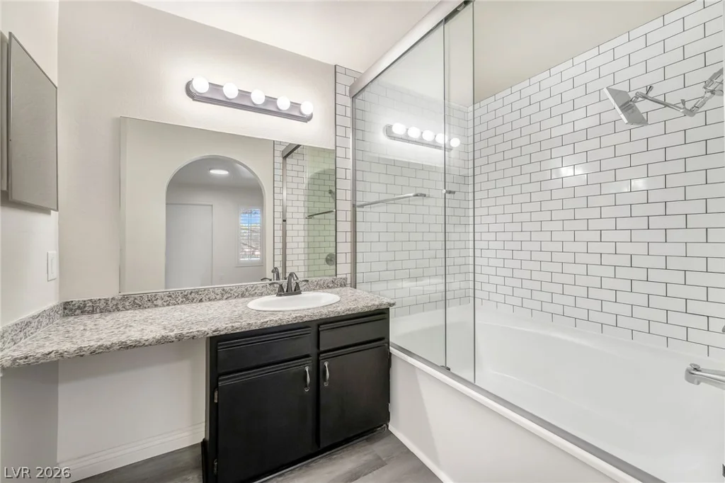 2200 Fort Apache, Las Vegas, NV 89117