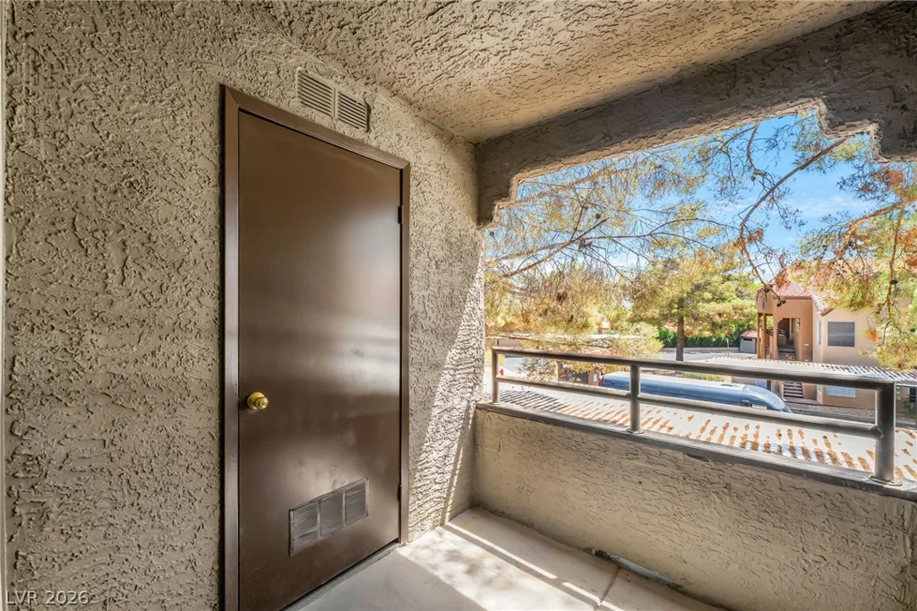 2200 Fort Apache, Las Vegas, NV 89117