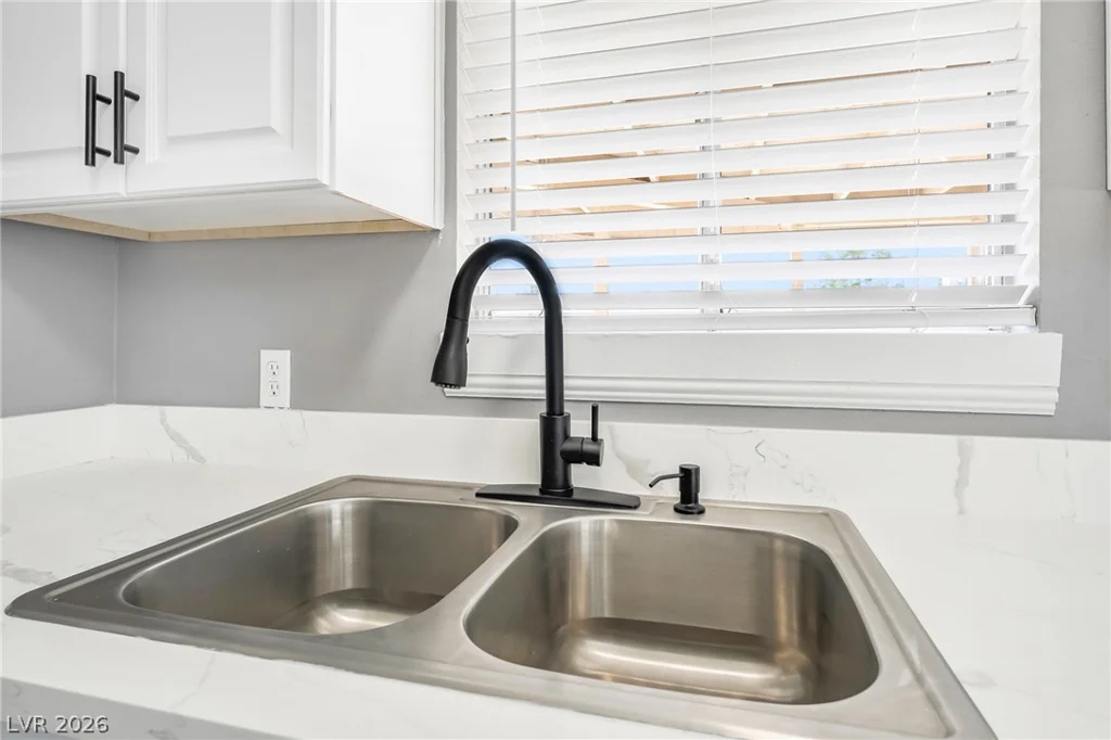 1304 Marion, Las Vegas, NV 89110