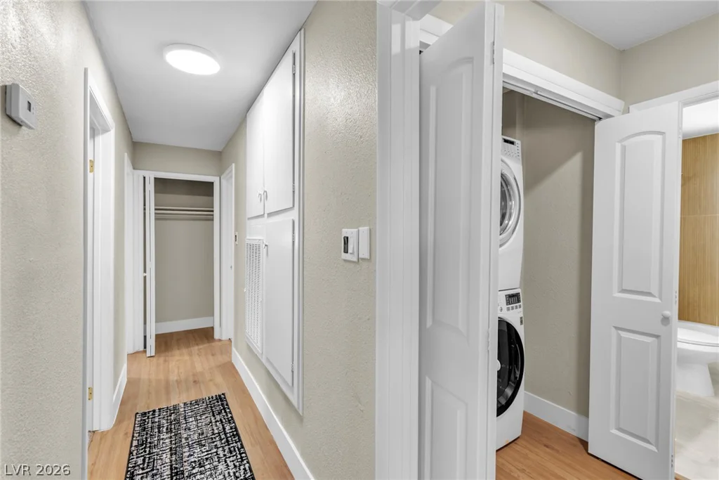 2800 Avalon, Las Vegas, NV 89107