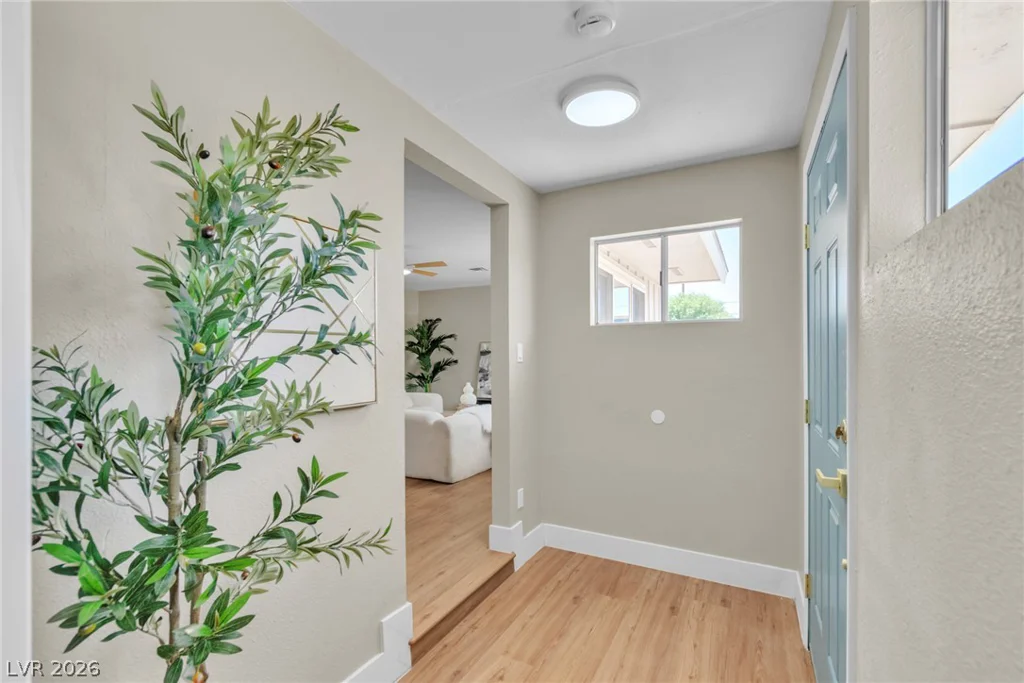 2800 Avalon, Las Vegas, NV 89107