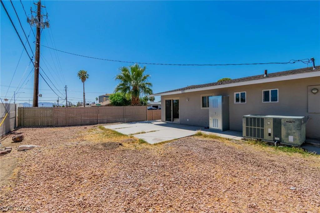 2800 Avalon, Las Vegas, NV 89107