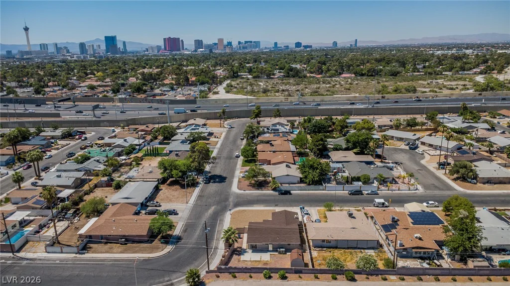2800 Avalon, Las Vegas, NV 89107