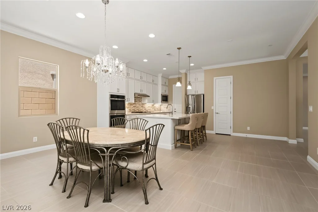 287 Nine Mile Creek, Las Vegas, NV 89138